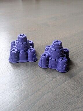 Kinetic Sand Castle Molds Set, 2-Pack